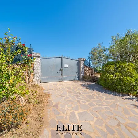 Villa Luxury Oasis Pool & Jacuzzi Olbia