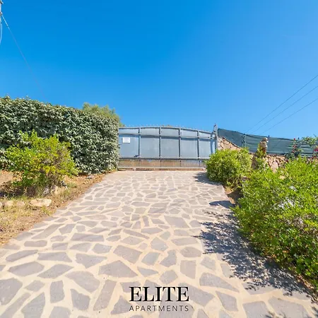 House Sandalia 1 With Jacuzzi * Olbia