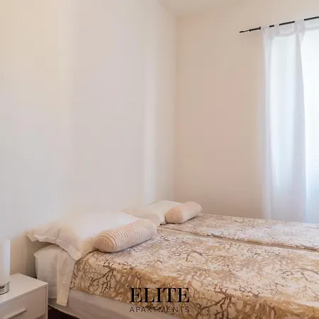 House Sandalia 1 With Jacuzzi Βίλα Όλμπια