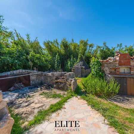 House Sandalia 1 With Jacuzzi * Olbia