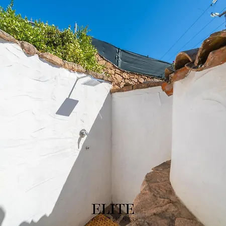 House Sandalia 1 With Jacuzzi Βίλα Όλμπια