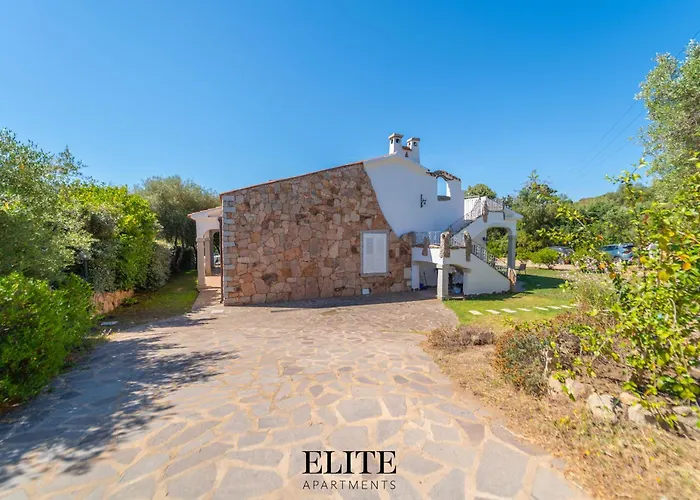 Villa Luxury Oasis Pool & Jacuzzi