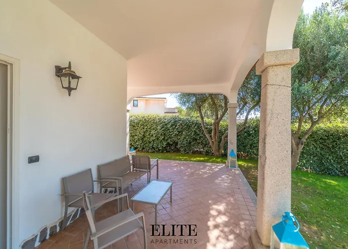 House Sandalia 1 With Jacuzzi Olbia