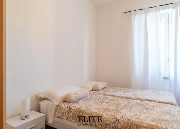 Luxury Oasis Pool & Jacuzzi Villa Olbia