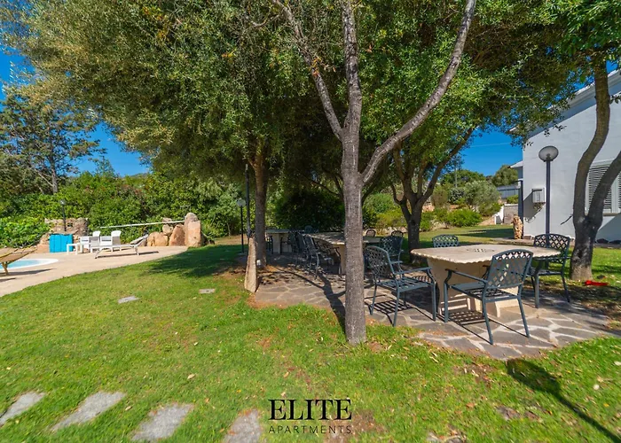 Luxury Oasis Pool & Jacuzzi * Olbia