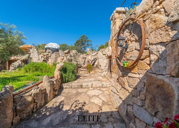 Villa House Sandalia 1 With Jacuzzi Olbia